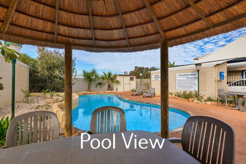 Osprey Holiday Village Unit 103 2 Bedroom - Accommodation in Surfers Paradise 16
