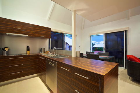 Osprey Holiday Village Unit 103 2 Bedroom - Accommodation in Surfers Paradise 5