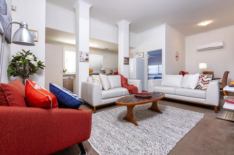 Como Executive Apartment - Accommodation in Surfers Paradise 0