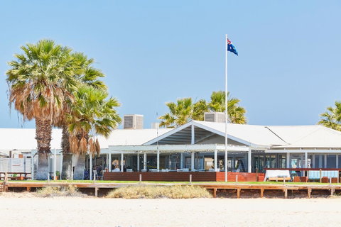RAC Monkey Mia Dolphin Resort - Accommodation in Surfers Paradise 16