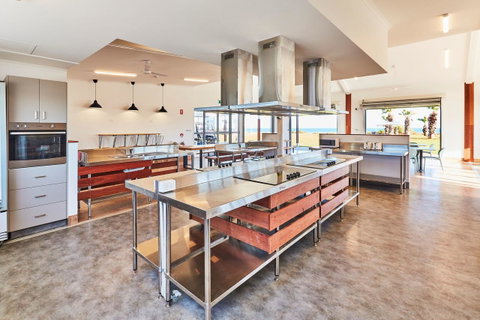 RAC Monkey Mia Dolphin Resort - Accommodation in Surfers Paradise 24