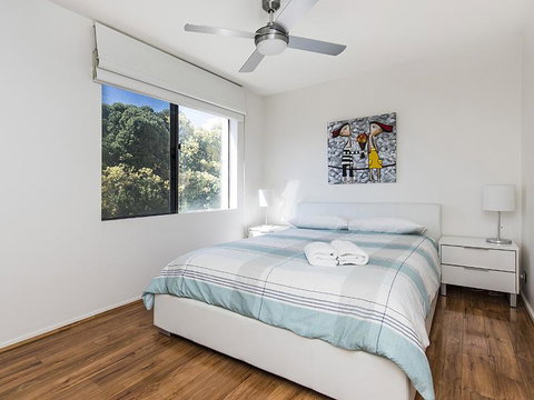South Perth Deluxe Apartment - Accommodation in Surfers Paradise 10