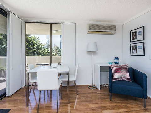 South Perth Deluxe Apartment - Accommodation in Surfers Paradise 9