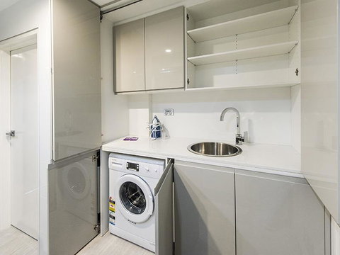 South Perth Deluxe Apartment - Accommodation in Surfers Paradise 34