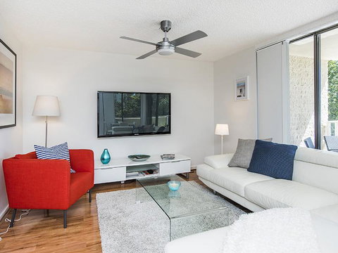 South Perth Deluxe Apartment - Accommodation in Surfers Paradise 35