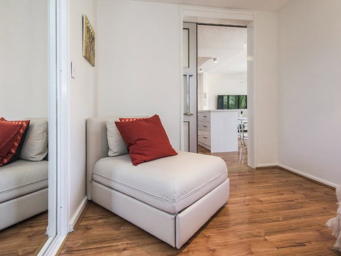 South Perth Deluxe Apartment - Accommodation in Surfers Paradise 40