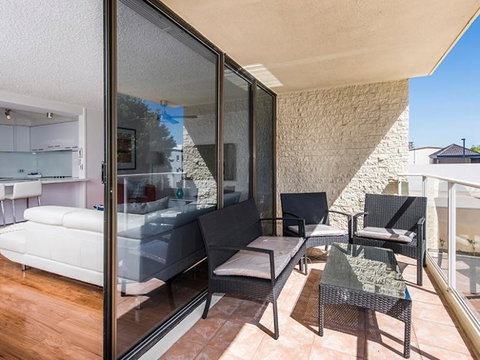 South Perth Deluxe Apartment - Accommodation in Surfers Paradise 18