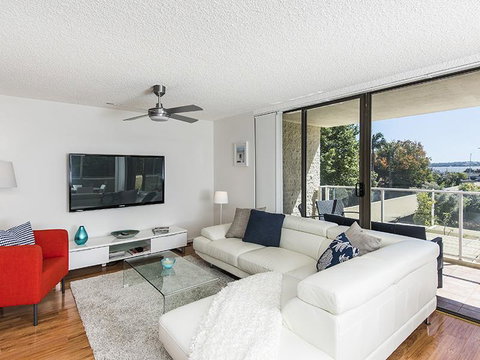 South Perth Deluxe Apartment - Accommodation in Surfers Paradise 24