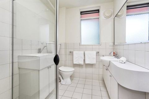 South Perth Executive Apartment - Accommodation in Surfers Paradise 7