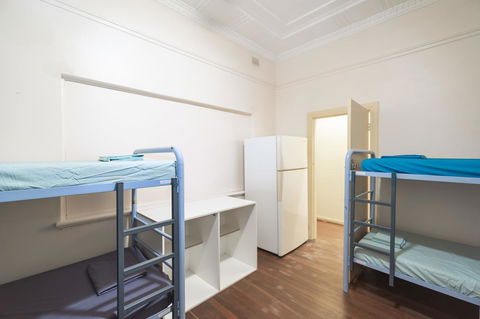 MyOZexp Aberdeen Lodge - Accommodation in Surfers Paradise 2