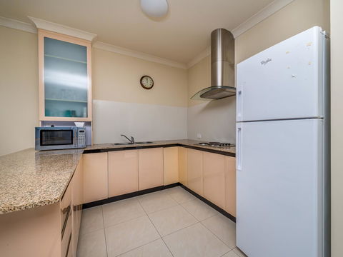 Seafront Unit 60 - Accommodation in Surfers Paradise 3