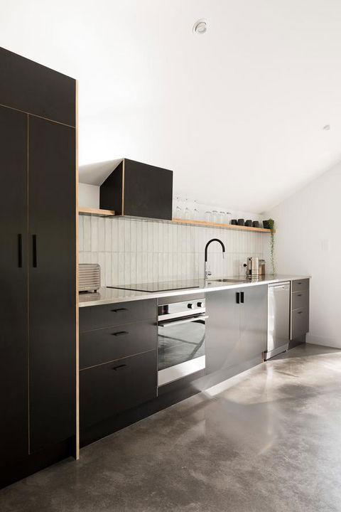 Berms And Barrels - New - Accommodation in Surfers Paradise 2