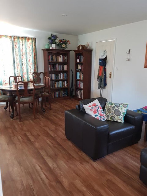 While Away Holiday Accommodation - Accommodation in Surfers Paradise 4