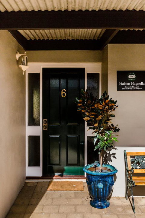 Maison Magnolia - Spacious Cozy Town House - Accommodation in Surfers Paradise 17