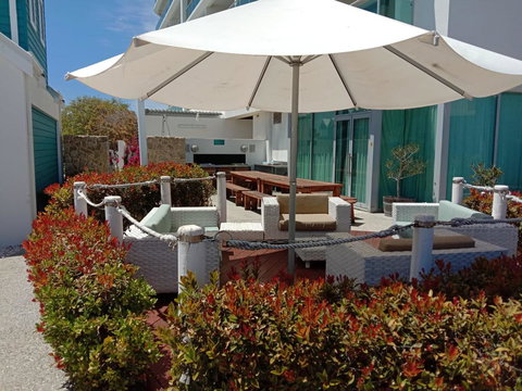 A 406 FANTASTIC OCEAN BEACH And MARINA VIEW APT - MANDURAH - Accommodation in Surfers Paradise 8