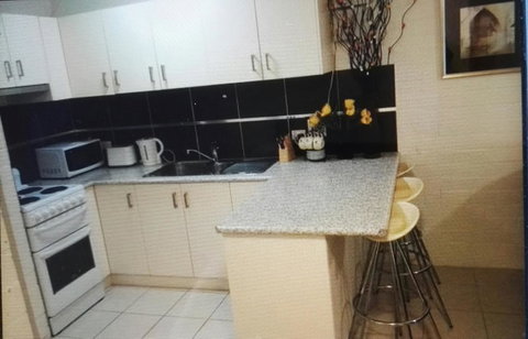 Perth City Retreat - Accommodation in Surfers Paradise 6