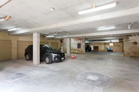 Windows On Pakenham - Accommodation in Surfers Paradise 20