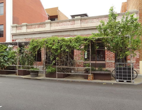 Windows On Pakenham - Accommodation in Surfers Paradise 21