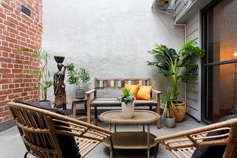 Windows On Pakenham - Accommodation in Surfers Paradise 3