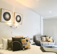 Sandy Bay Studio Apartment - Accommodation in Surfers Paradise