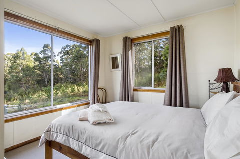 Summertime Cottage - Accommodation in Surfers Paradise 22