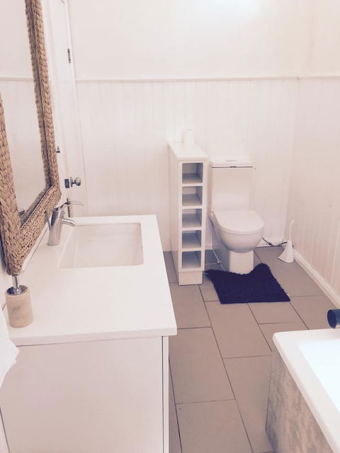 The Ultimate Beach House - Accommodation in Surfers Paradise 14