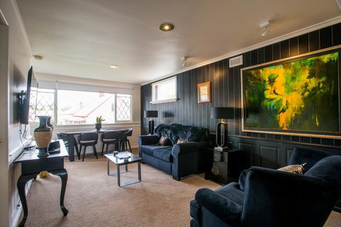 Battery Point Boutique Accommodation - Accommodation in Surfers Paradise 12