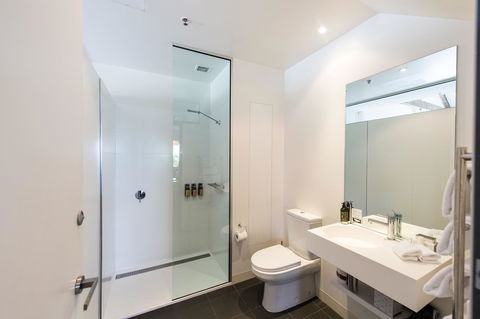 Sullivans Cove Apartments - Accommodation in Surfers Paradise 32