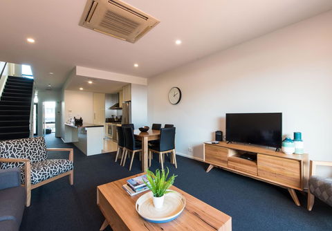 Sullivans Cove Apartments - Accommodation in Surfers Paradise 33