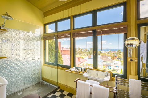 The Corinda Collection - Accommodation in Surfers Paradise 35
