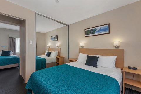 Bay View Villas - Accommodation in Surfers Paradise 24