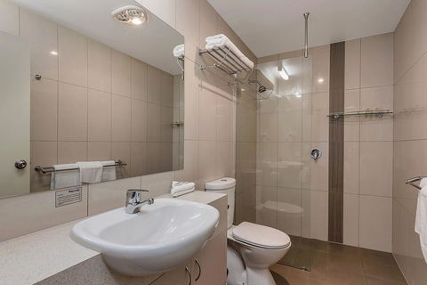 Bay View Villas - Accommodation in Surfers Paradise 17
