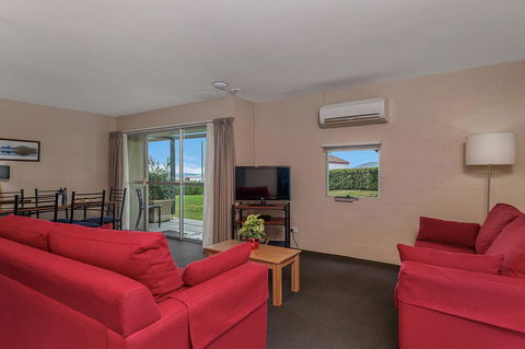 Bay View Villas - Accommodation in Surfers Paradise 7