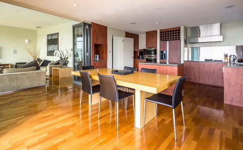 Lenna Of Hobart - Accommodation in Surfers Paradise 40