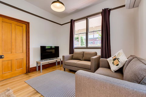 Rosehaven Cottage - Accommodation in Surfers Paradise 10