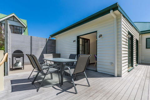 Rosehaven Cottage - Accommodation in Surfers Paradise 13