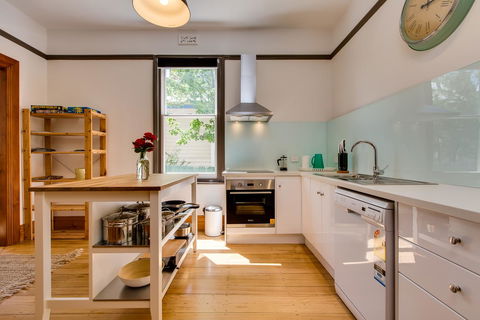 Rosehaven Cottage - Accommodation in Surfers Paradise 2