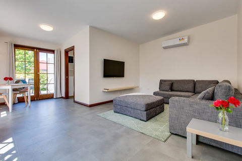 Rosehaven Cottage - Accommodation in Surfers Paradise 4