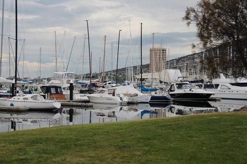 Russell House - Accommodation in Surfers Paradise 32