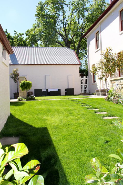 Old Bishop\'s Quarters Heritage, Modern & Unique Accommodation - Accommodation in Surfers Paradise 12