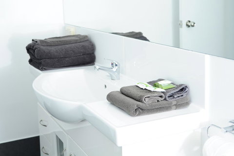 Tamar River Villas - Accommodation in Surfers Paradise 36