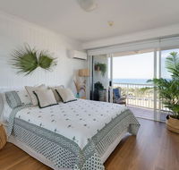 NEW Beautiful 2 Bed Ocean Views in Broadbeach - Accommodation in Surfers Paradise