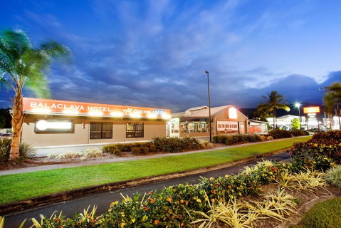Nightcap At Balaclava Hotel - Accommodation in Surfers Paradise 2