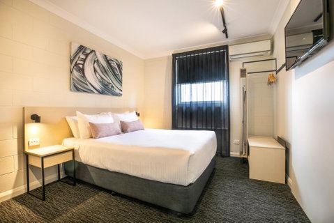 Nightcap At Hendon Hotel - Accommodation in Surfers Paradise 0