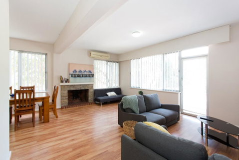 Nights On Broadway - Close To River, UWA & Hospitals - Accommodation in Surfers Paradise 0