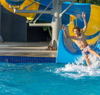 Nobby Beach Holiday Village - Accommodation in Surfers Paradise