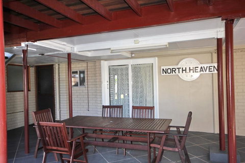 NORTH HEAVEN STATION 28 Alma St, North Haven - Accommodation in Surfers Paradise 2