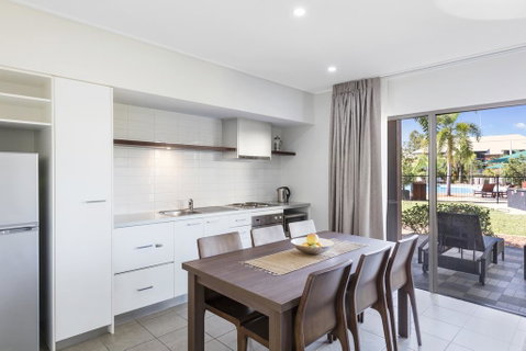 Oaks Cable Beach Resort - Accommodation in Surfers Paradise 3