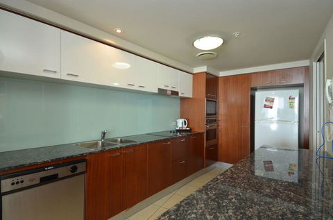 Ocean And Waterway View, 34th Floor, Chevron Renaissance - Accommodation in Surfers Paradise 3