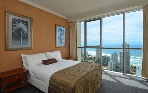 Ocean And Waterway View, 34th Floor, Chevron Renaissance - Accommodation in Surfers Paradise 2